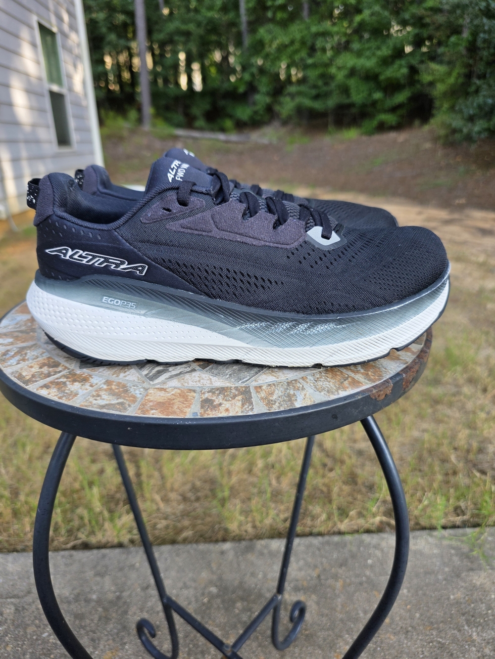 Altra FWD VIA 2 ALOA85TW010 Black/White Running Shoes Sneakers Women's Size 10.5